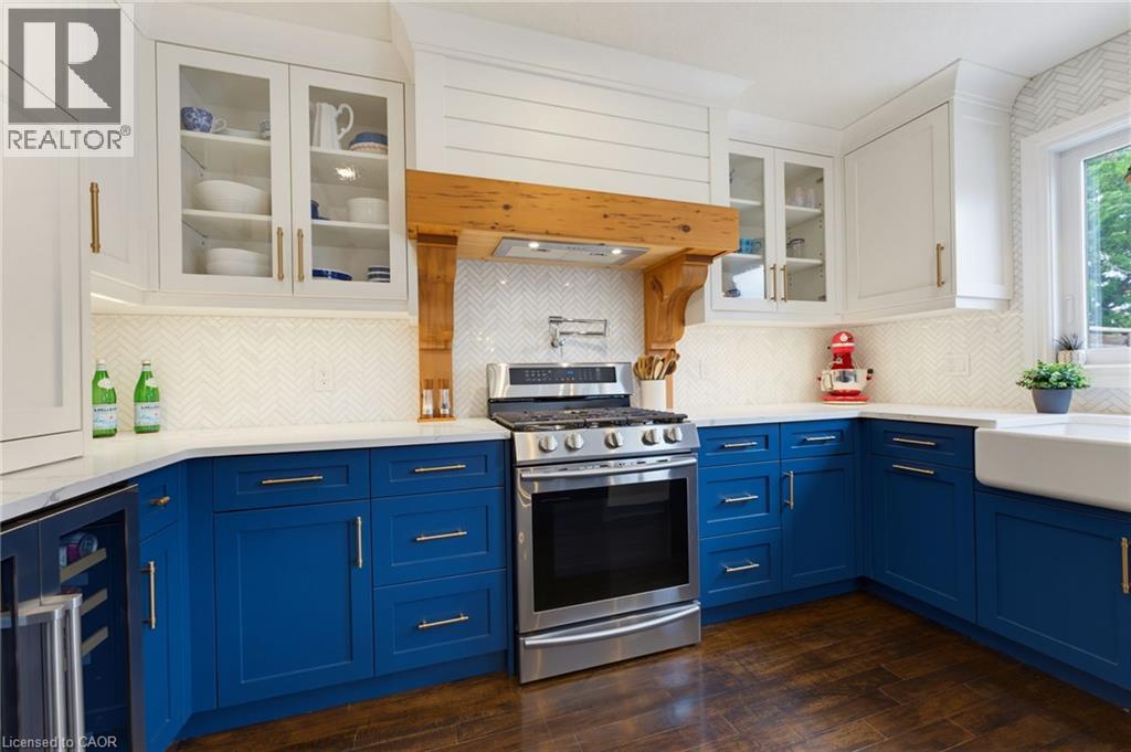 9 Burnside Drive, Ayr, ON