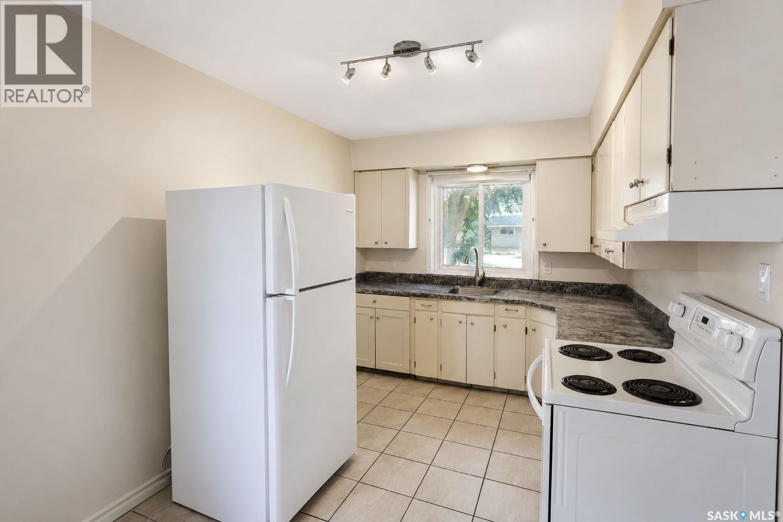 2410 Steuart Avenue, Prince Albert, SK