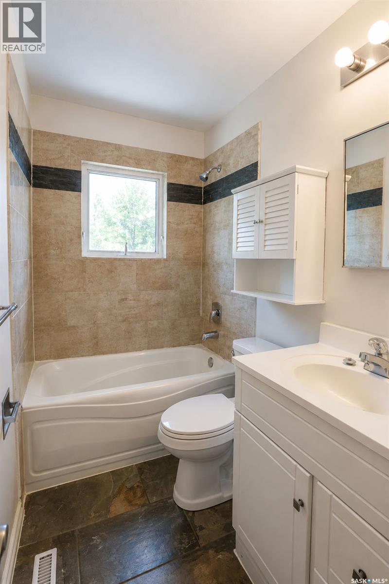 2410 Steuart Avenue, Prince Albert, SK