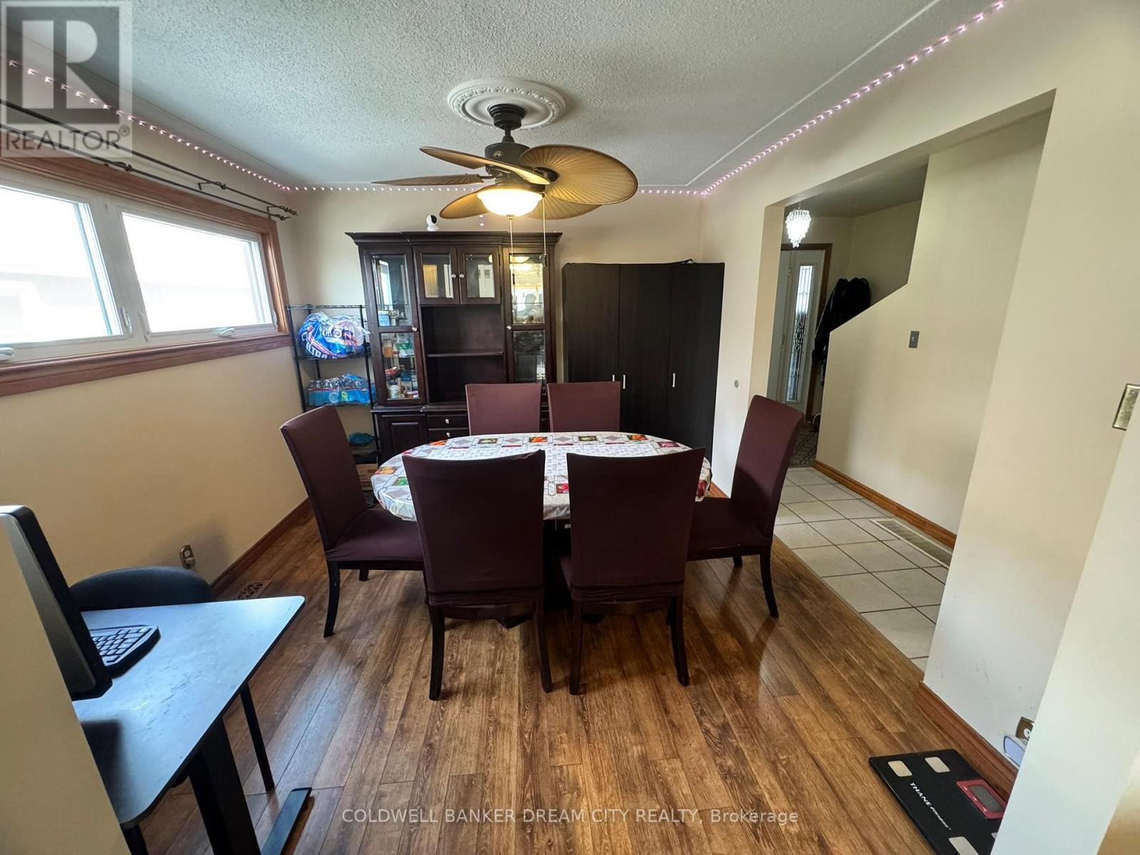 39 Reid Avenue N, Hamilton, ON