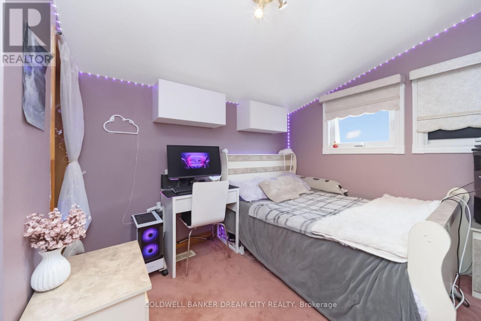 39 Reid Avenue N, Hamilton, ON