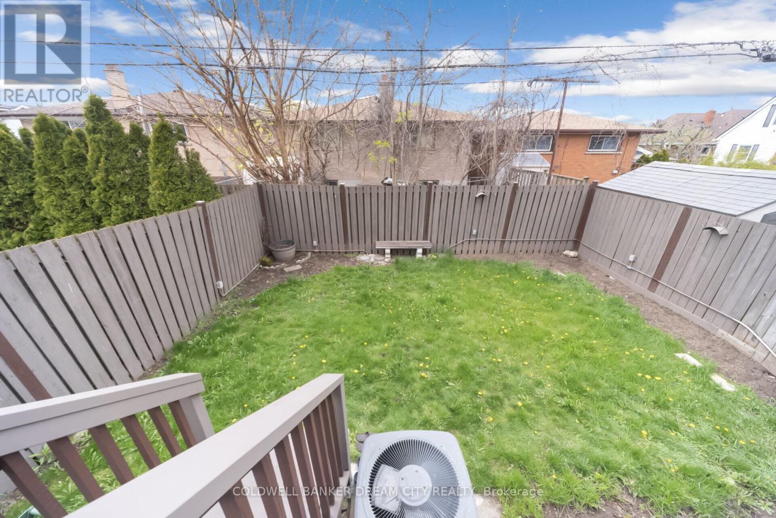 39 Reid Avenue N, Hamilton, ON