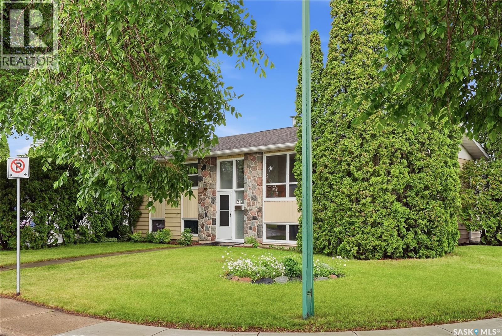 21 Bateman Crescent, Saskatoon, SK