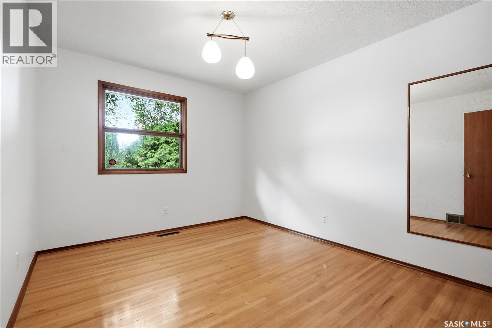 21 Bateman Crescent, Saskatoon, SK