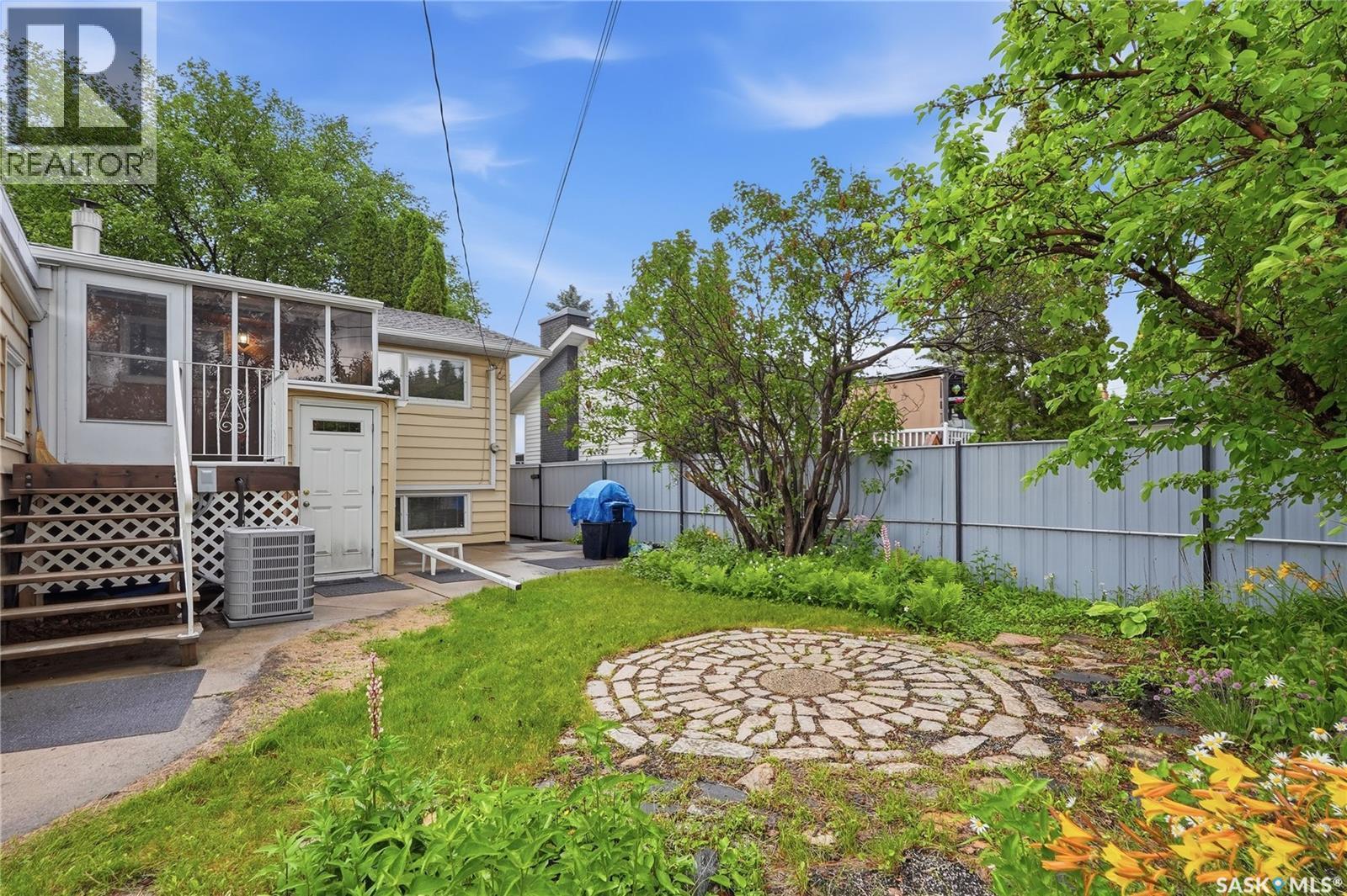 21 Bateman Crescent, Saskatoon, SK