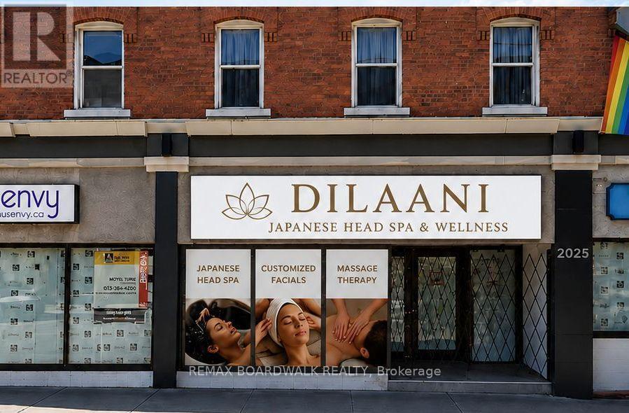 224 Bank Street, Ottawa, ON