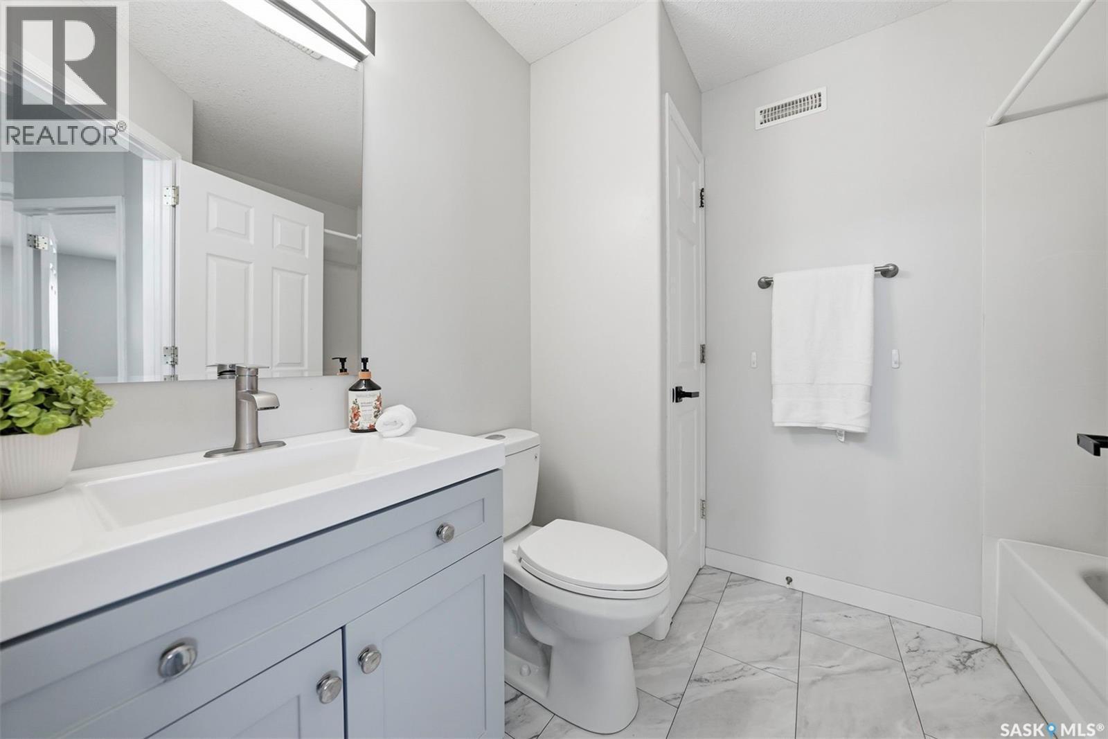 446 Perehudoff Crescent, Saskatoon, SK