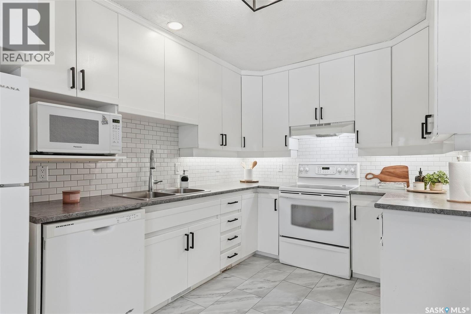 446 Perehudoff Crescent, Saskatoon, SK