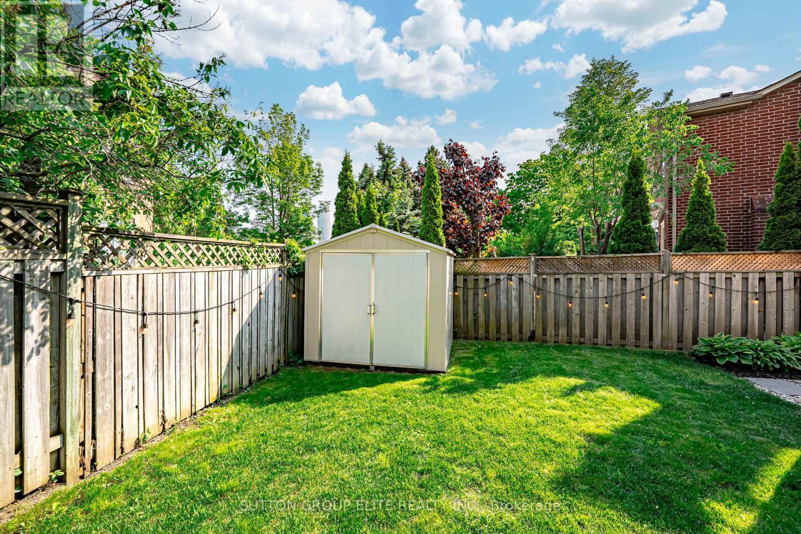 298 Fredericksburg Court, Mississauga, ON