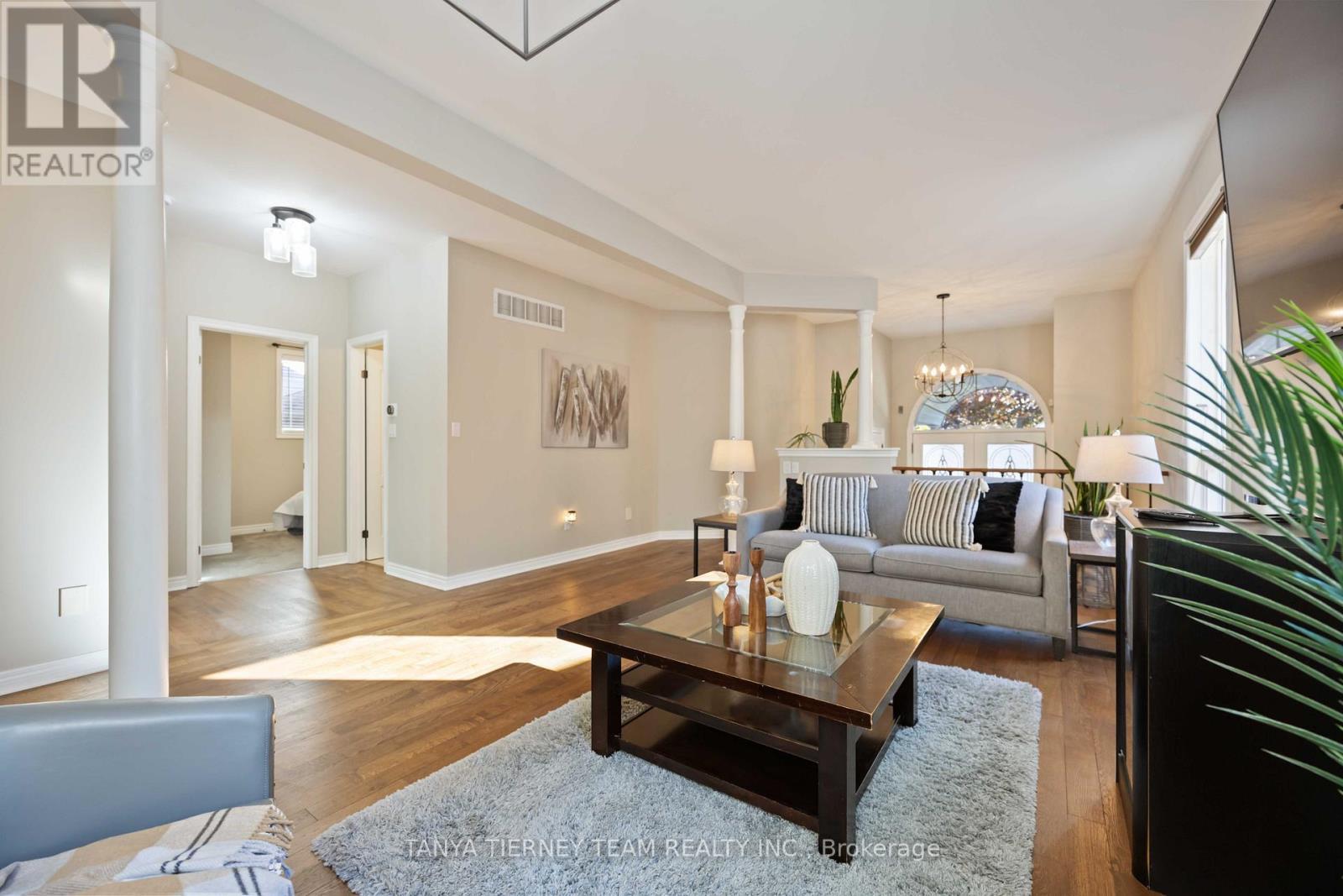 16 Cody Avenue, Whitby, ON
