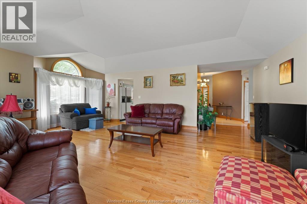 44 Worchester, Leamington, ON