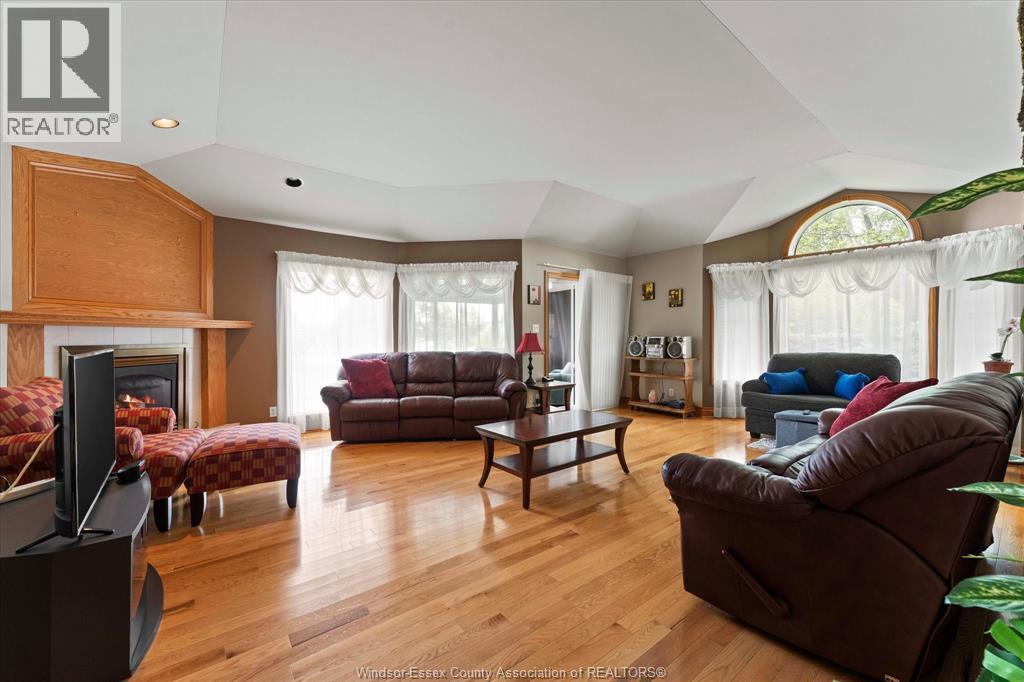 44 Worchester, Leamington, ON