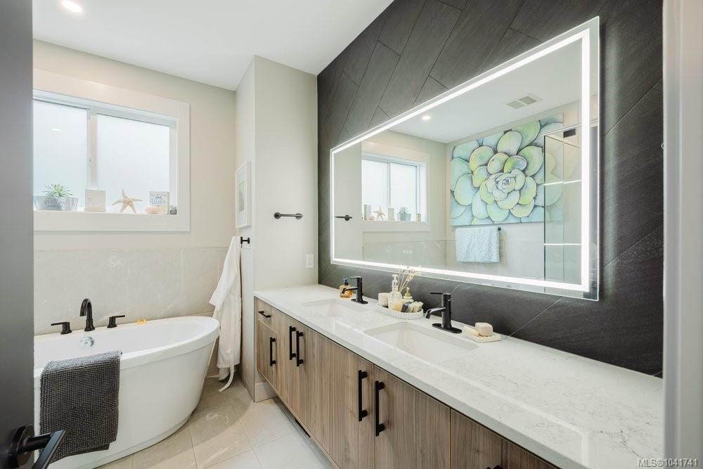 2991 Irwin Rd, Langford, BC