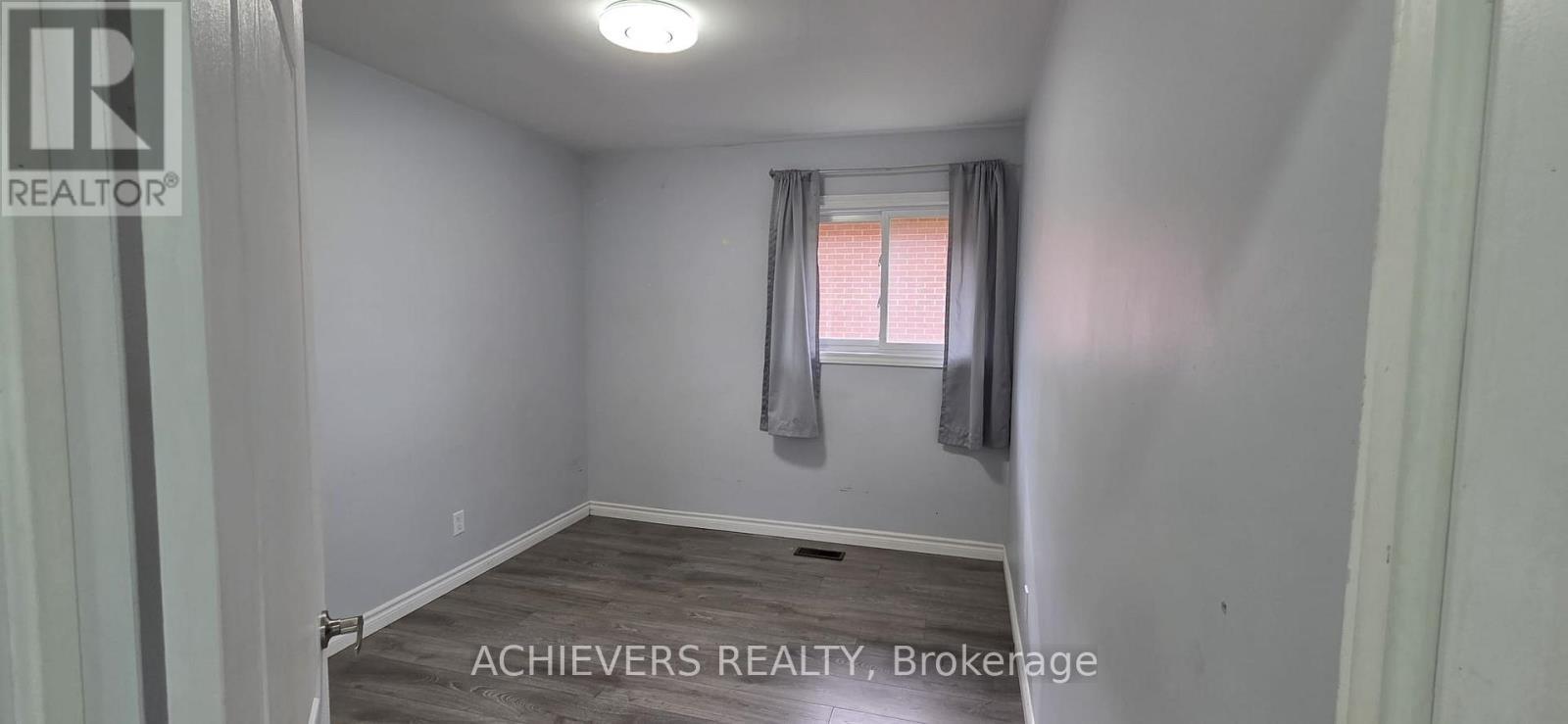 222 Sixth Avenue, Kitchener, ON