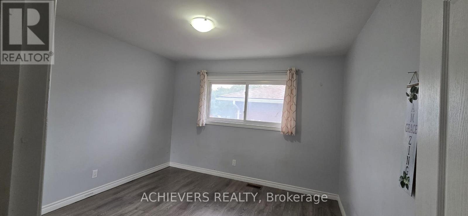 222 Sixth Avenue, Kitchener, ON