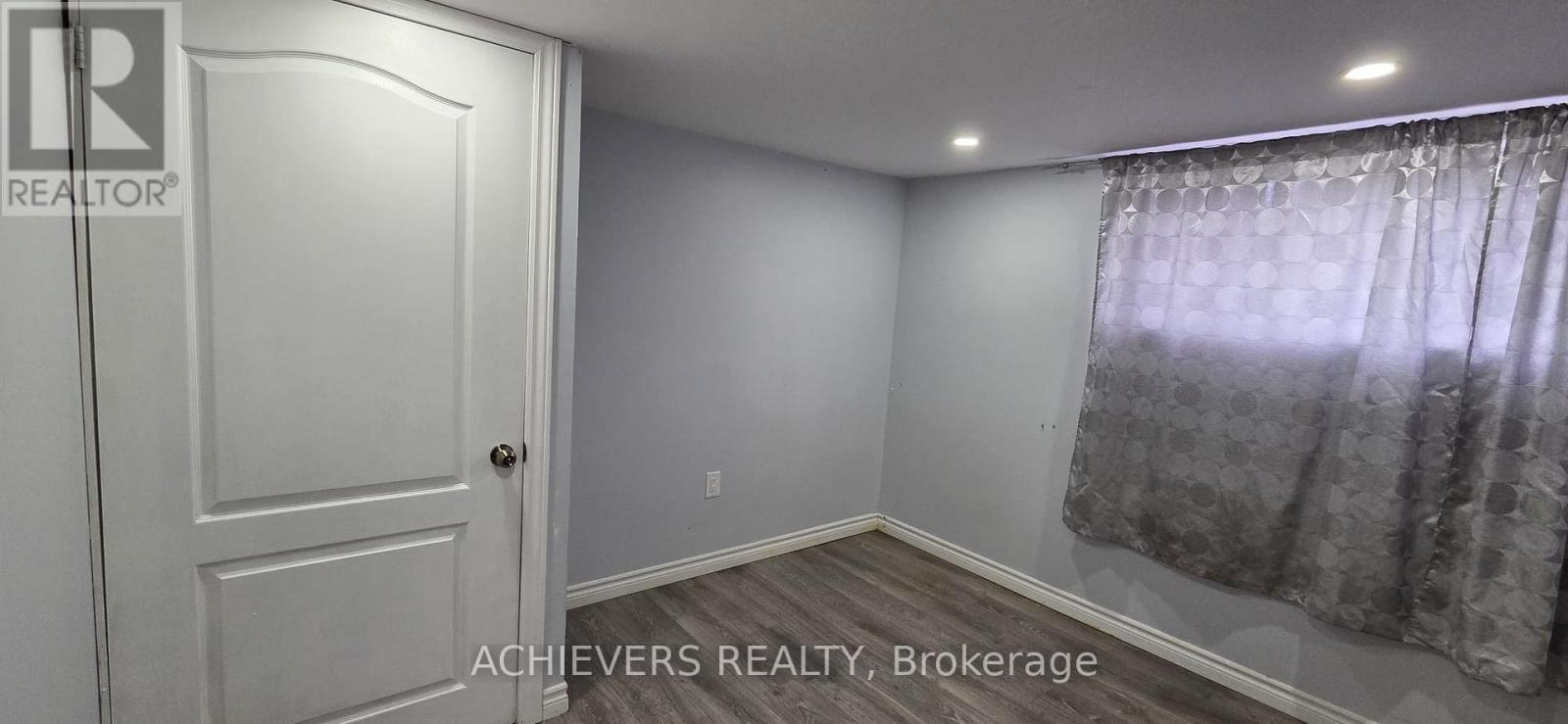 222 Sixth Avenue, Kitchener, ON