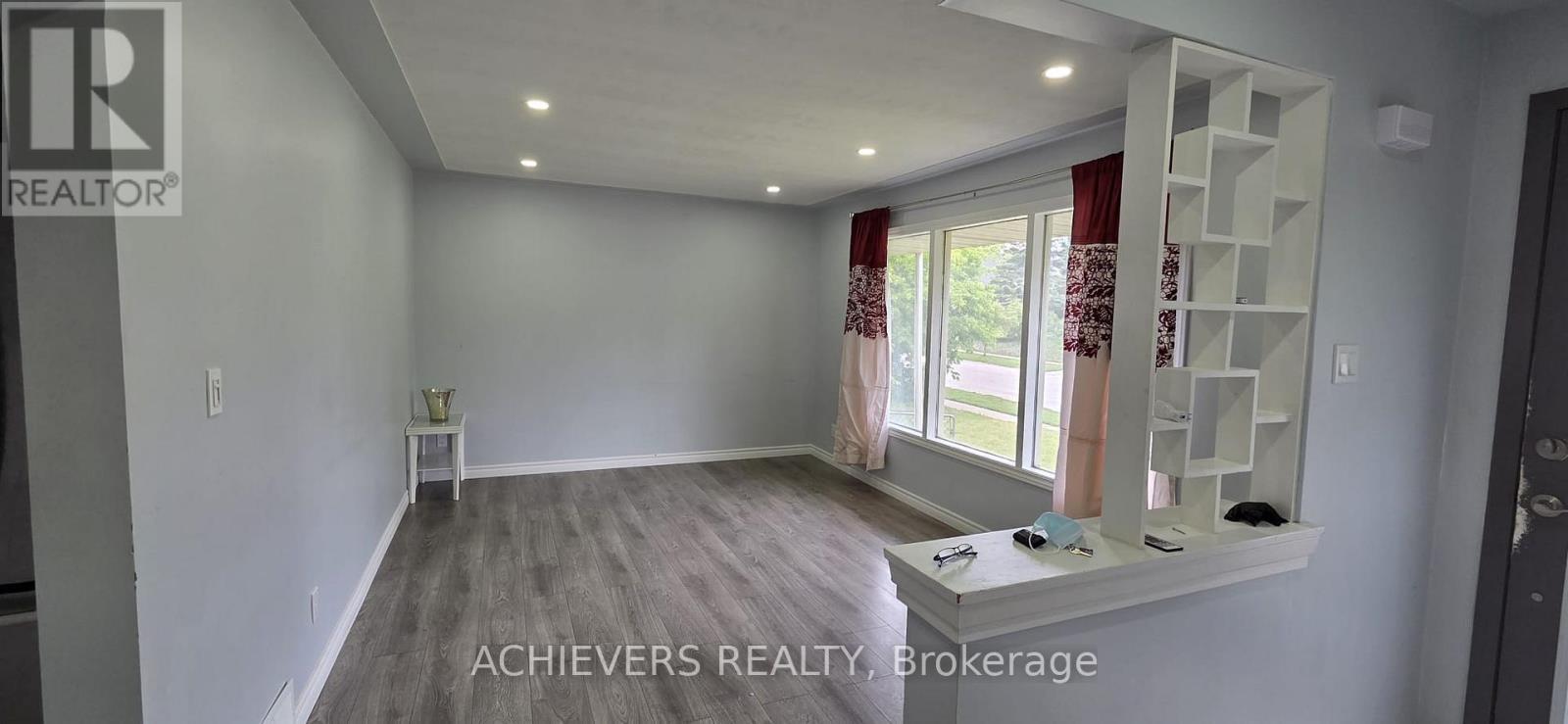 222 Sixth Avenue, Kitchener, ON