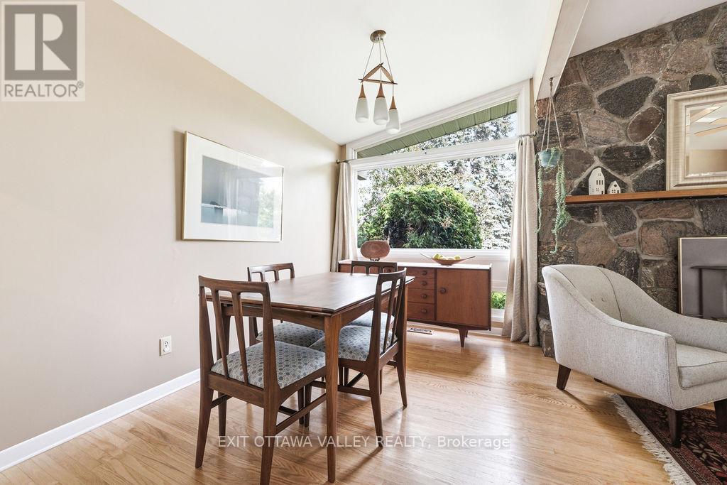 31 Claremount Road, Deep River, ON
