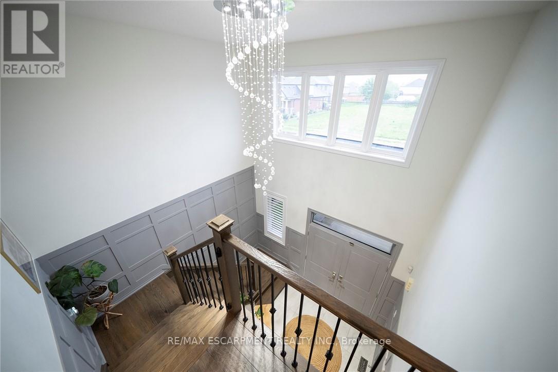 73 Eleanor Avenue, Hamilton, ON