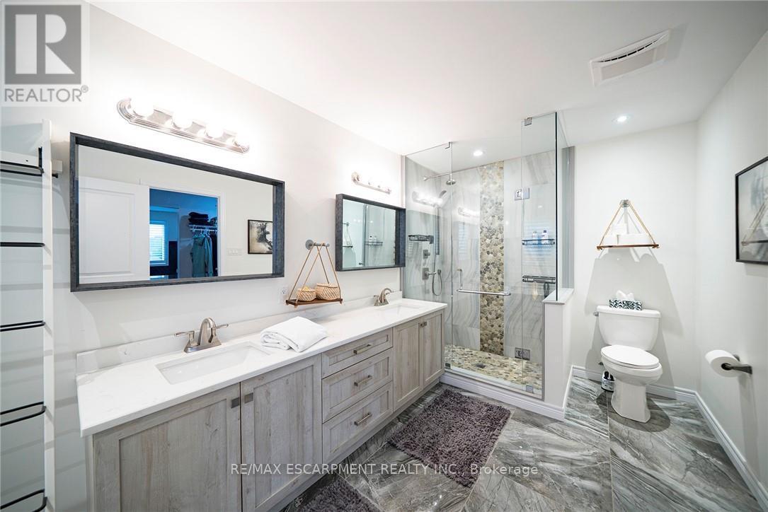 73 Eleanor Avenue, Hamilton, ON