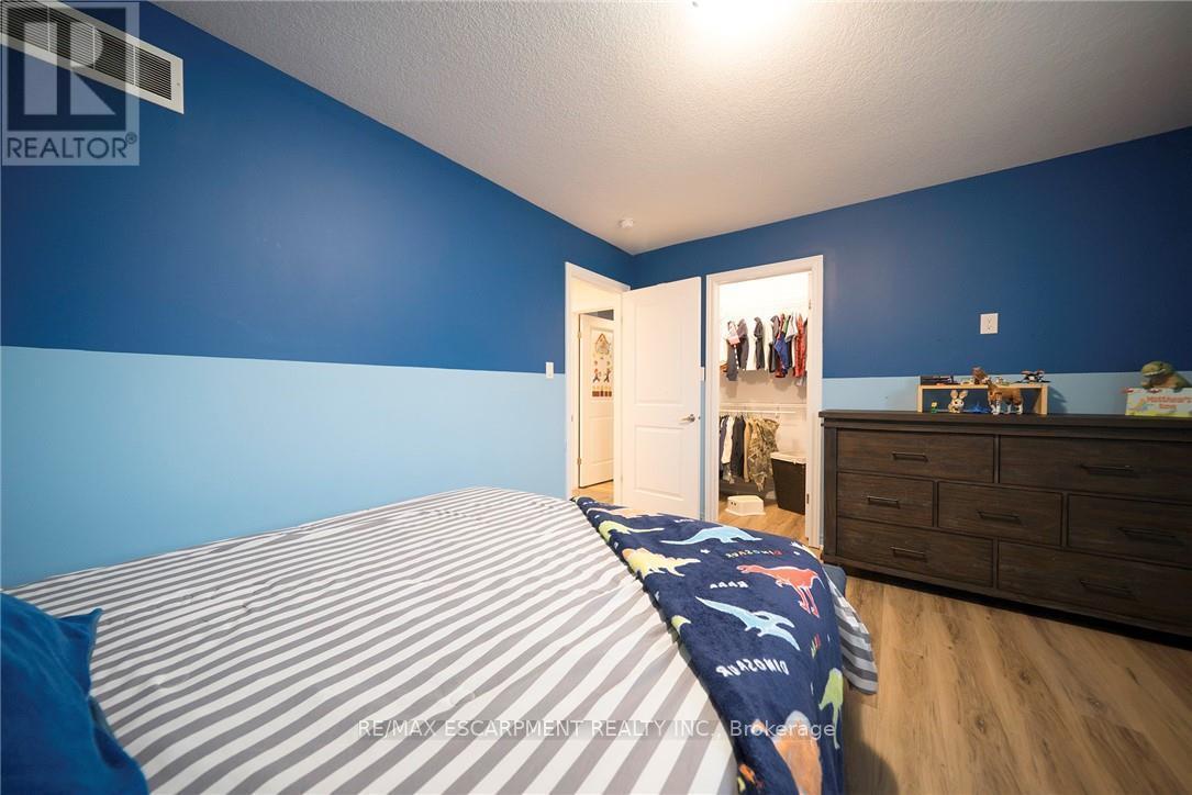 73 Eleanor Avenue, Hamilton, ON