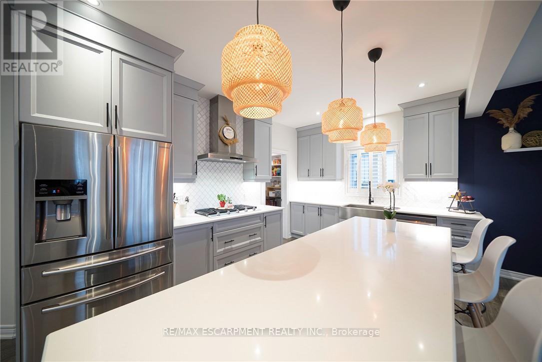 73 Eleanor Avenue, Hamilton, ON