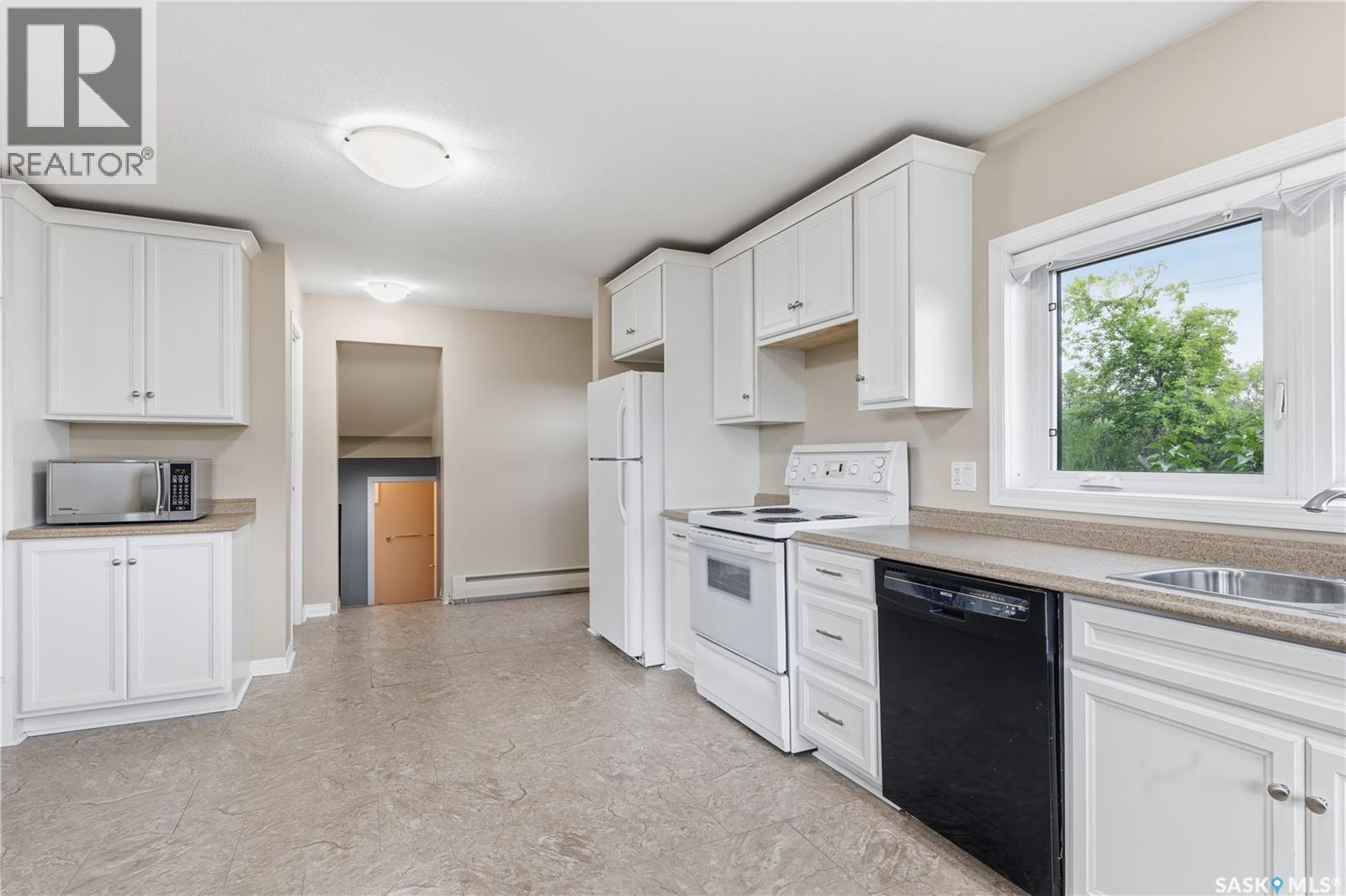25 Qu'Appelle Drive W, Lumsden, SK