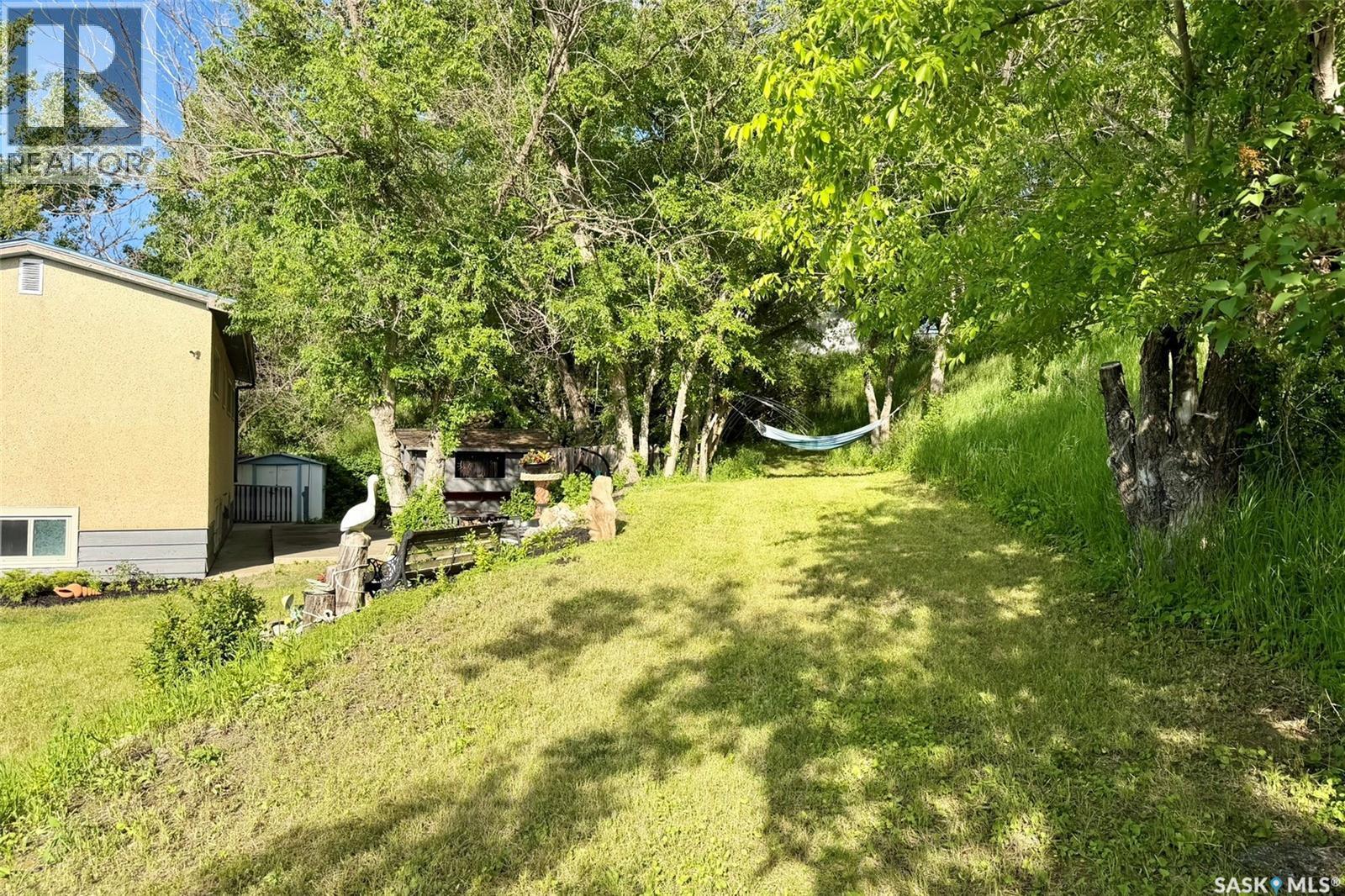 25 Qu'Appelle Drive W, Lumsden, SK