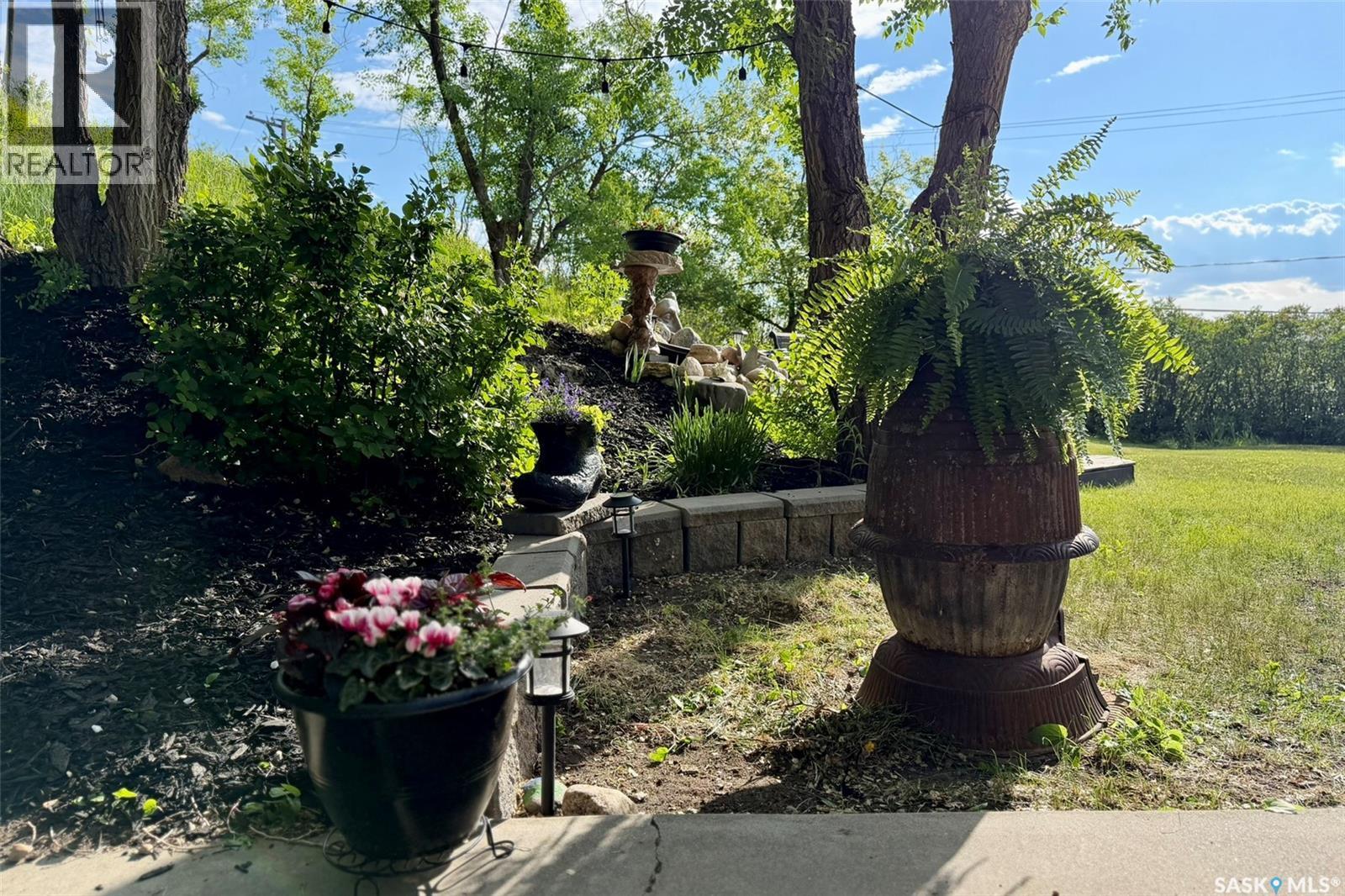 25 Qu'Appelle Drive W, Lumsden, SK