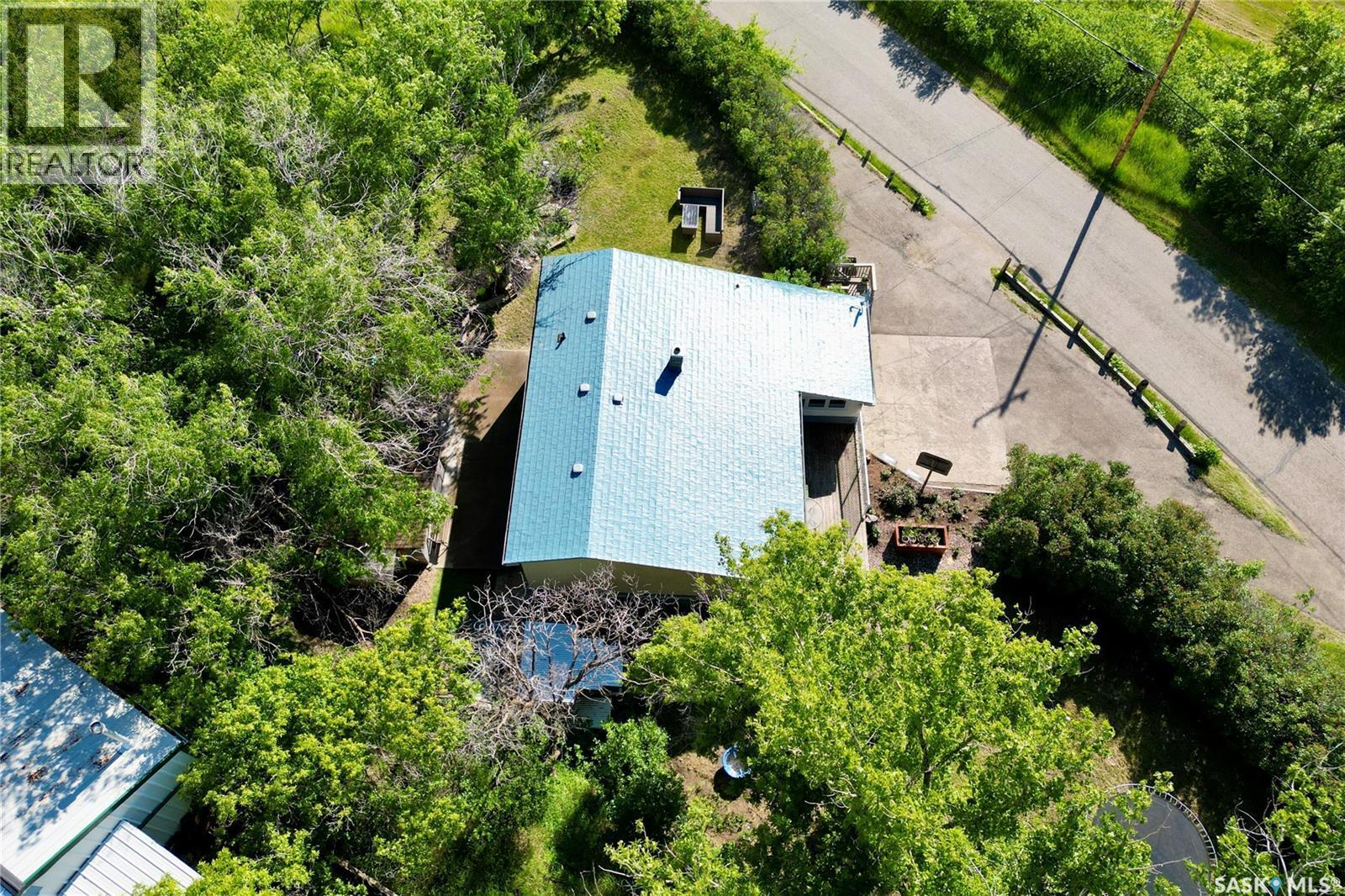 25 Qu'Appelle Drive W, Lumsden, SK