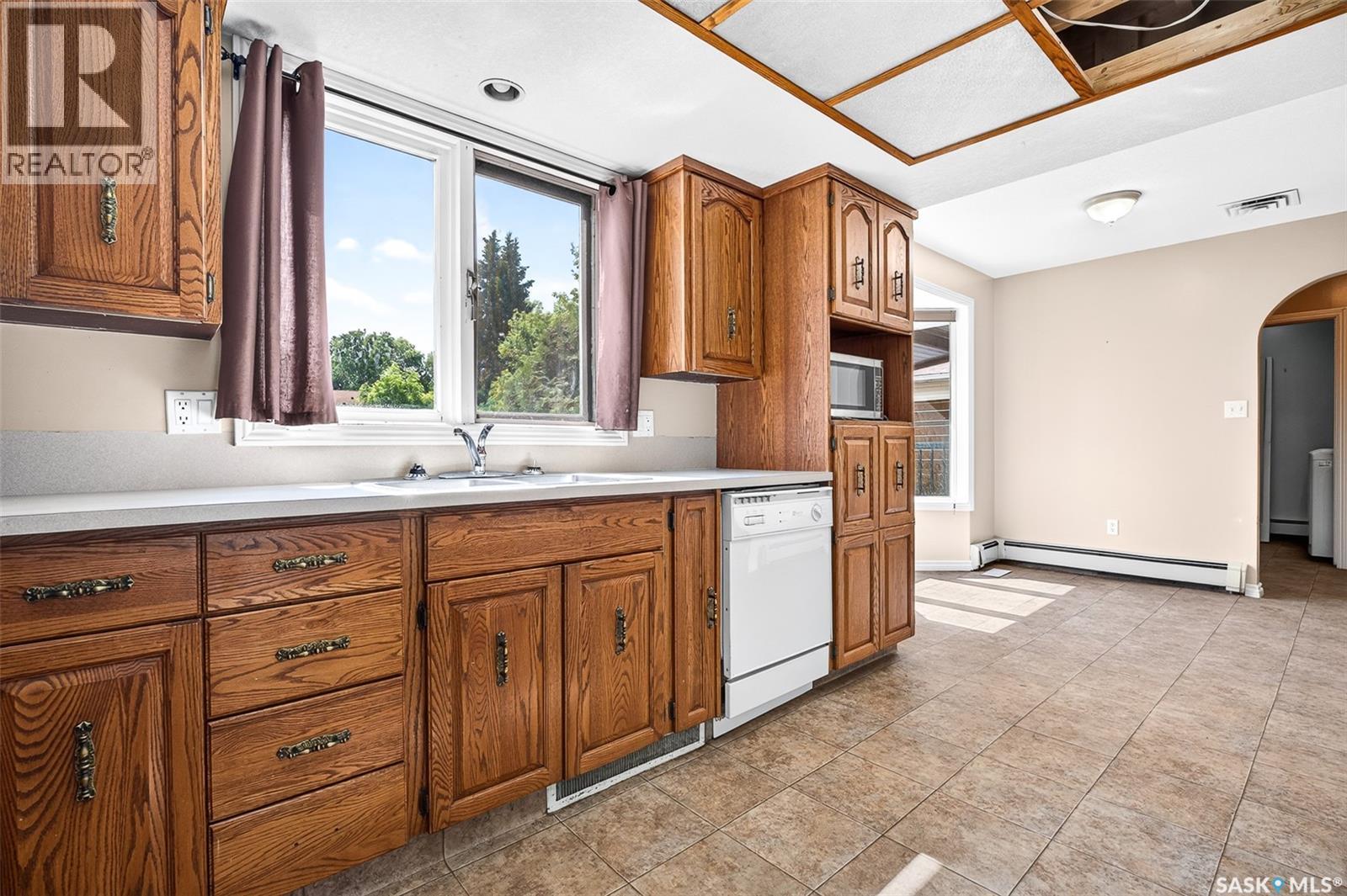 1309 Regal Crescent, Moose Jaw, SK