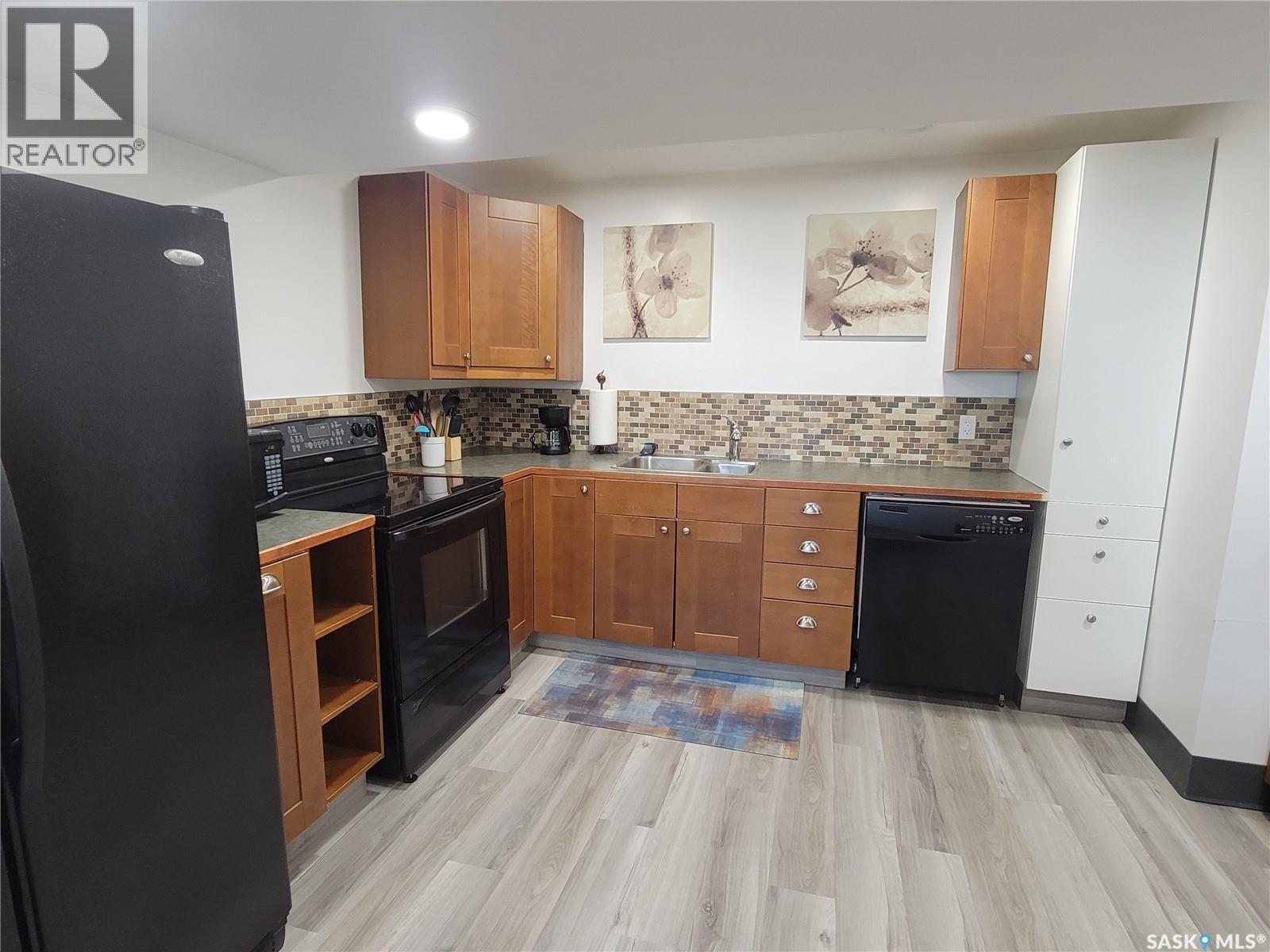 214 5Th Street, Denzil, SK