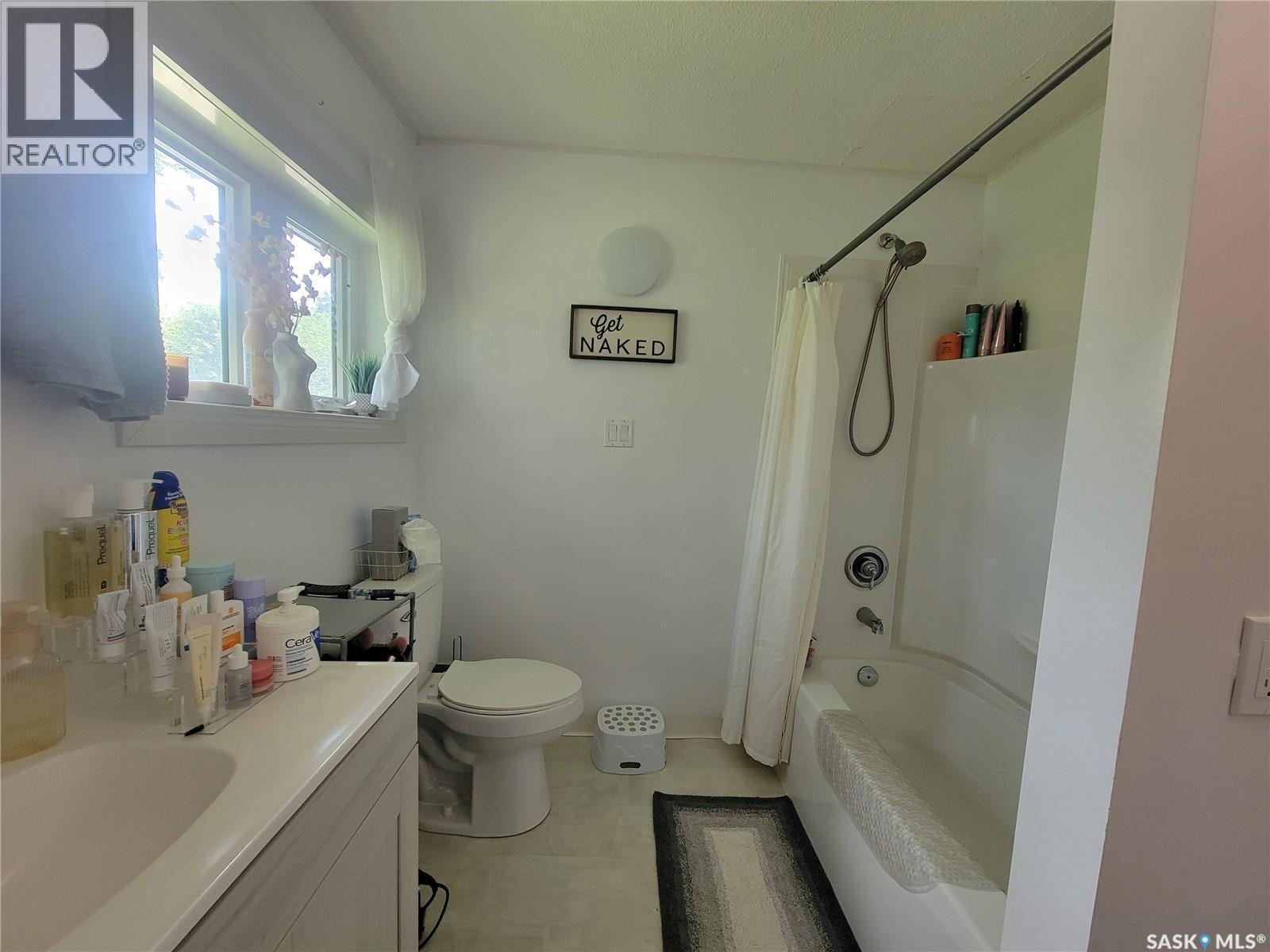 214 5Th Street, Denzil, SK