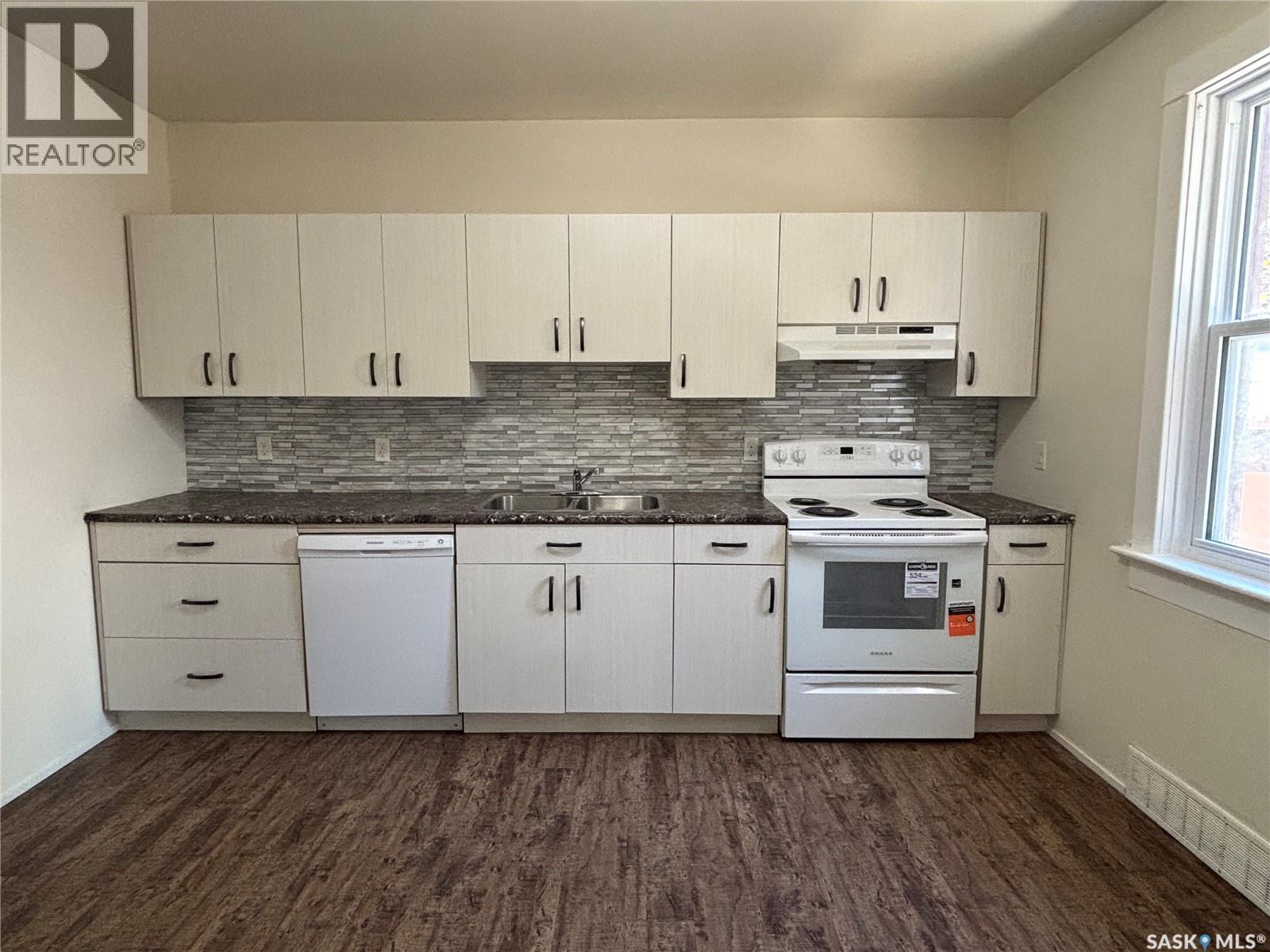 206 Second Avenue N, Yorkton, SK