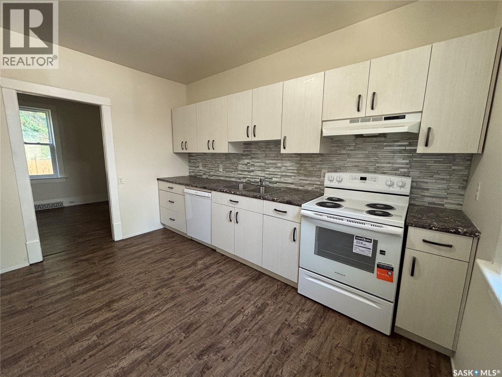 206 Second Avenue N, Yorkton, SK