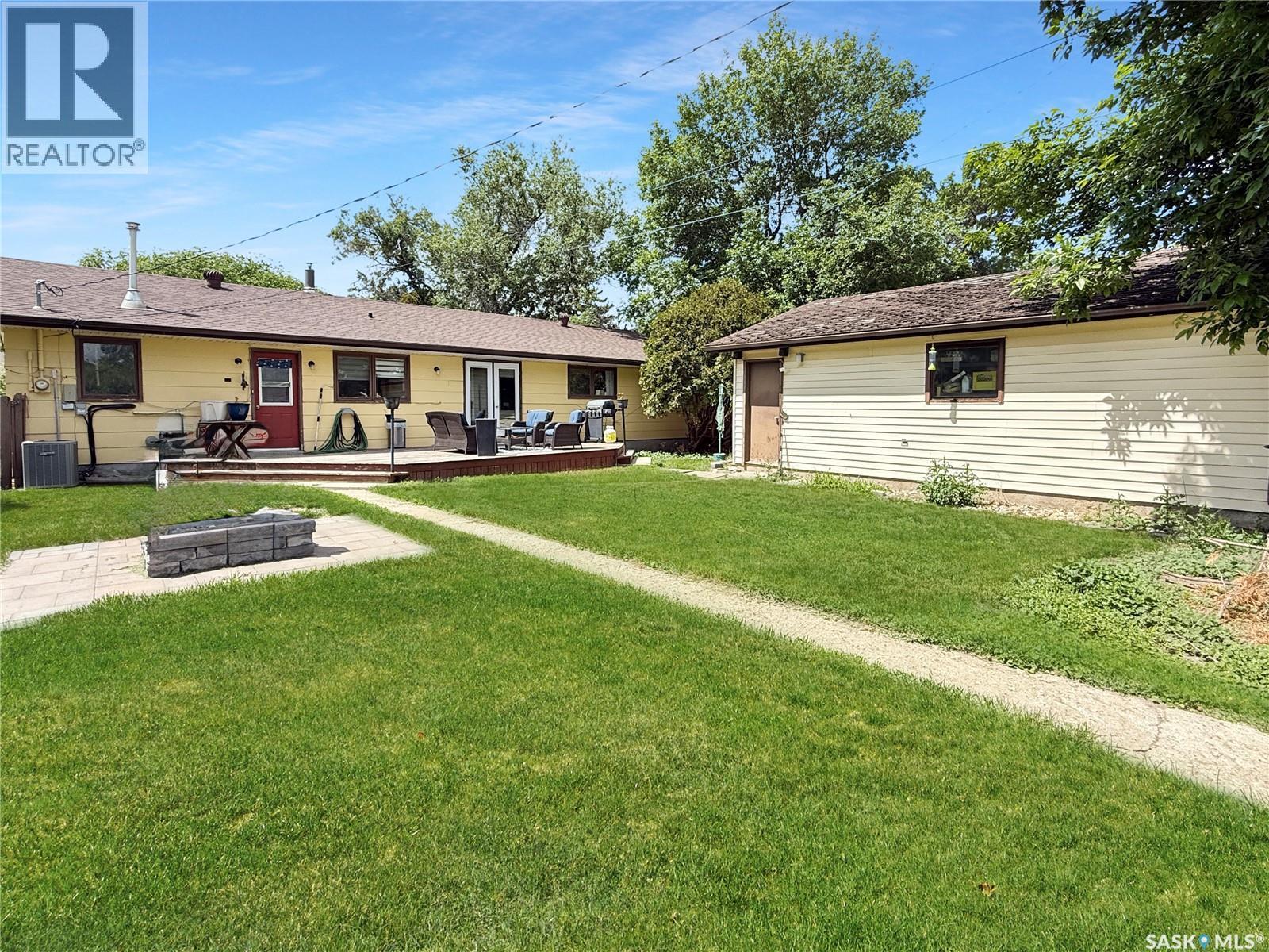 345 6Th Avenue Se, Swift Current, SK
