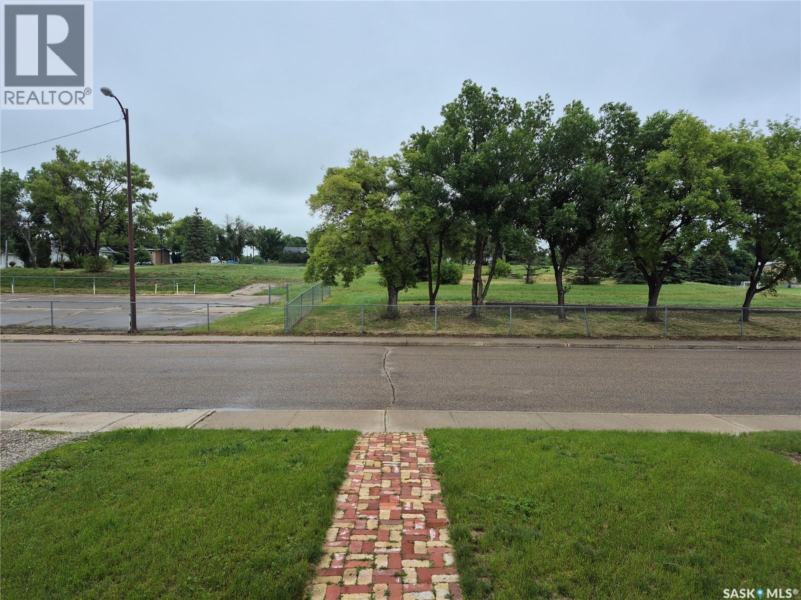 476 9Th Avenue Ne, Swift Current, SK