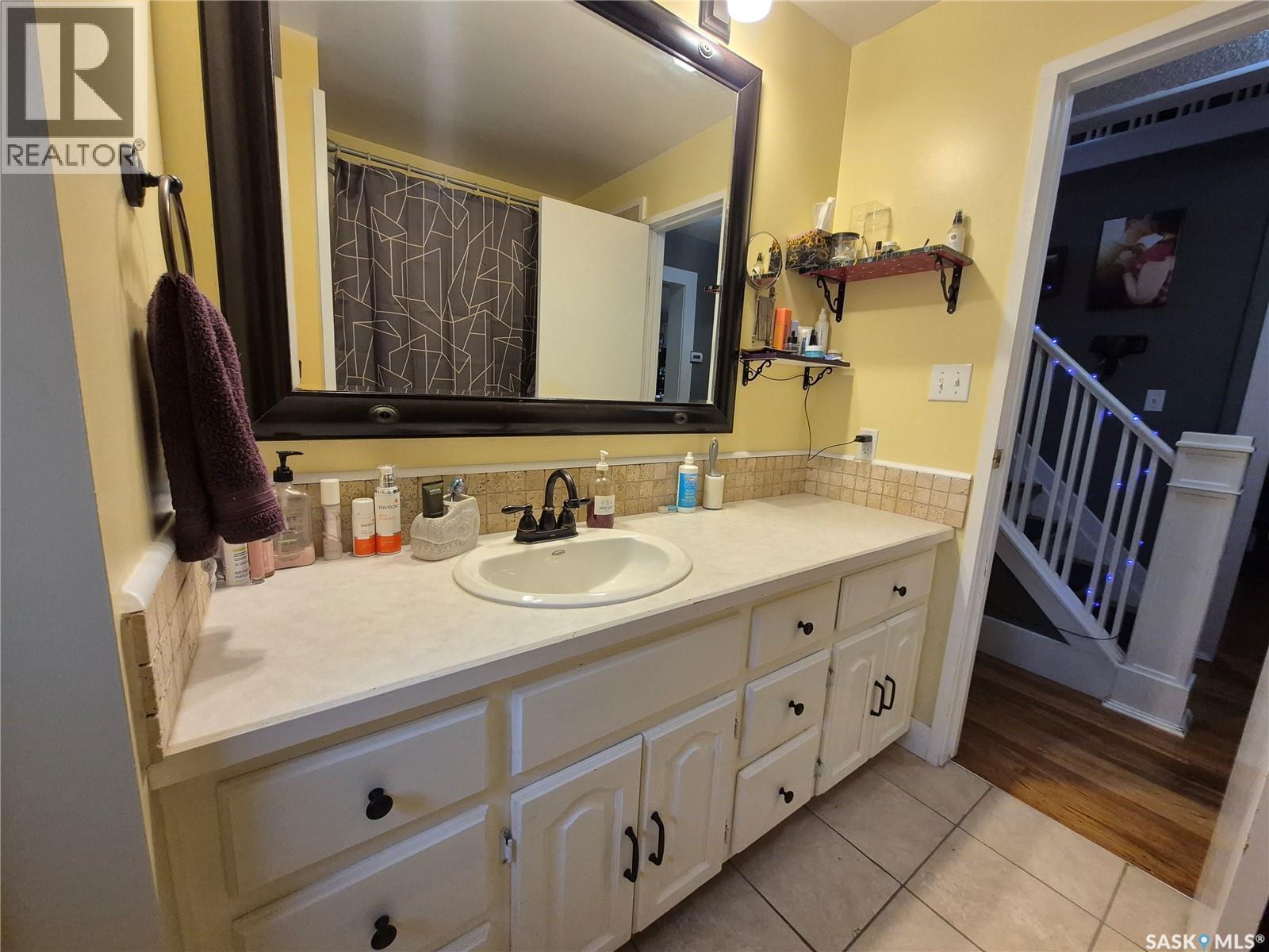 476 9Th Avenue Ne, Swift Current, SK