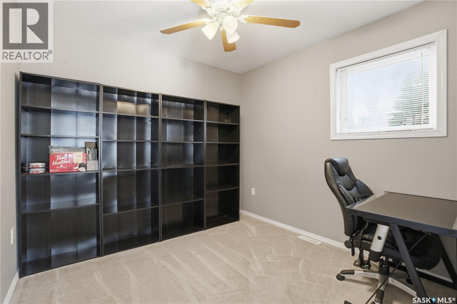 205 Bay Drive W, Christopher Lake, SK - Indoor Photo Showing Office