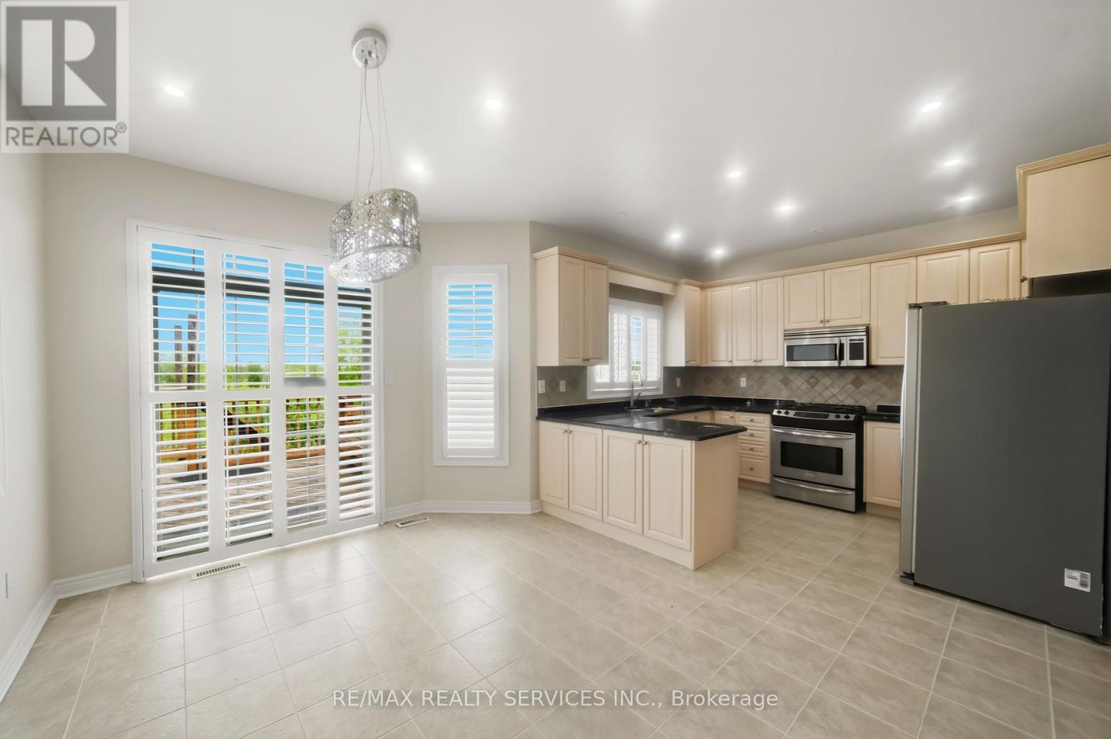 20 Switchback Trail, Brampton, ON