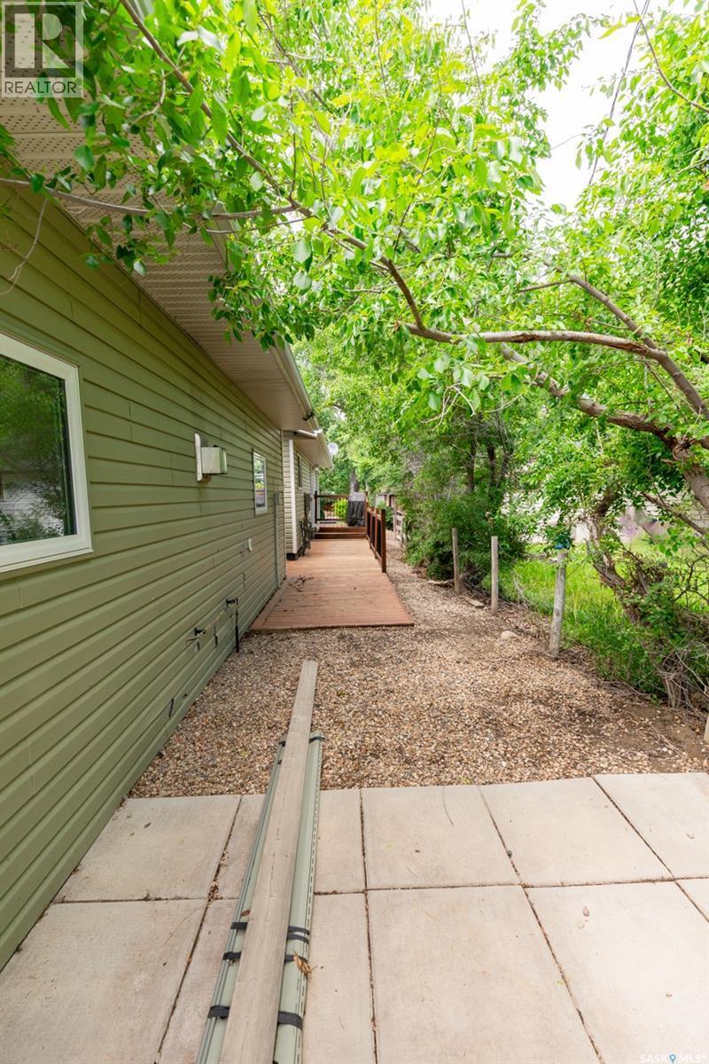 111 4Th Avenue, Coleville, SK - Outdoor With Exterior