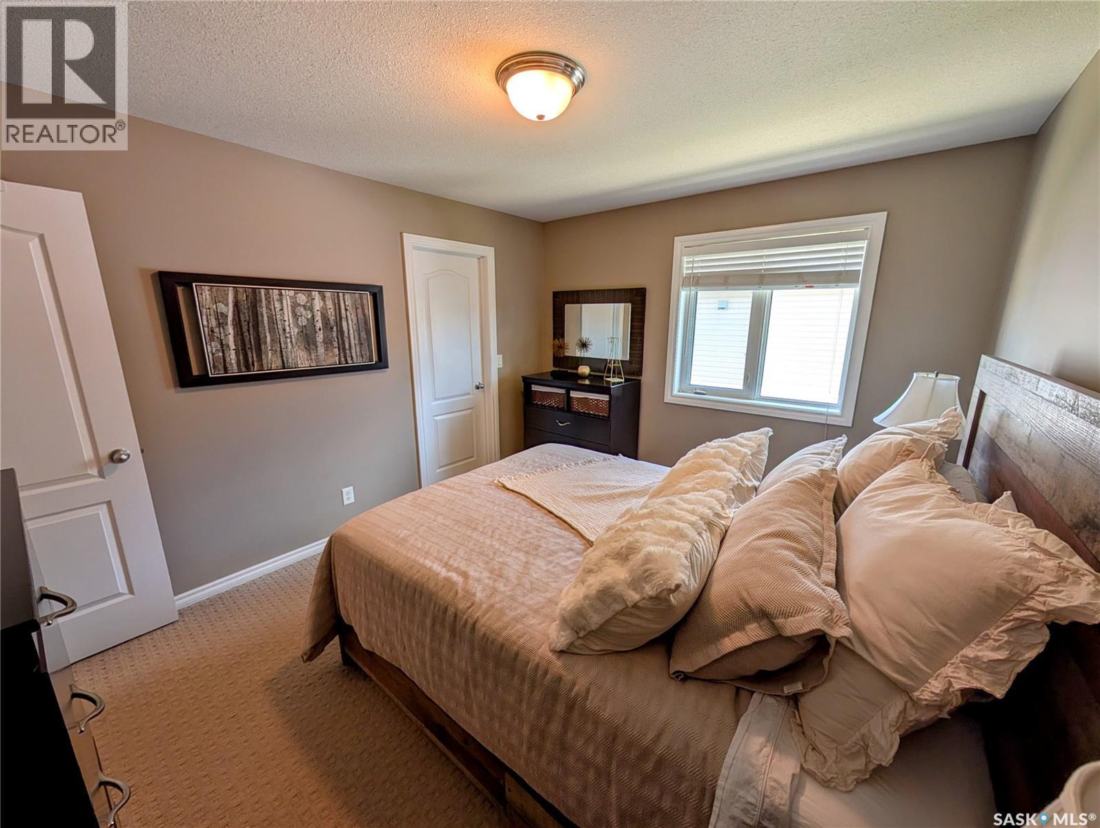 4144 Buckingham Drive E, Regina, SK