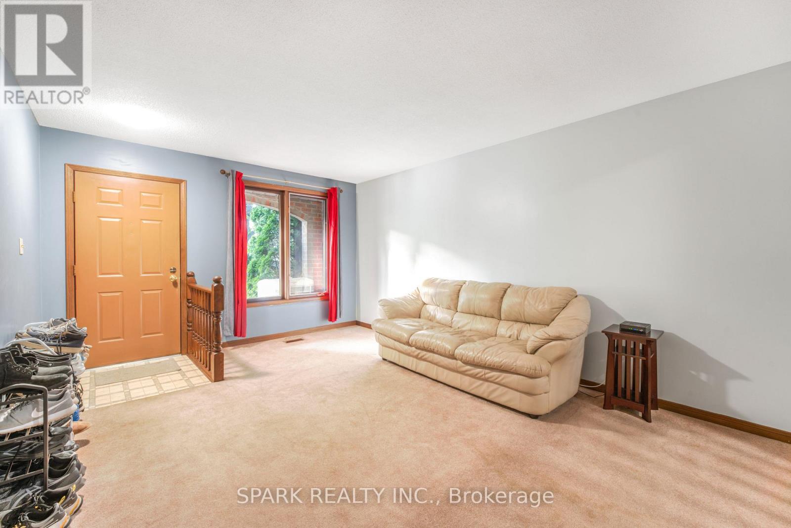 28 Lampman Crescent, Thorold, ON