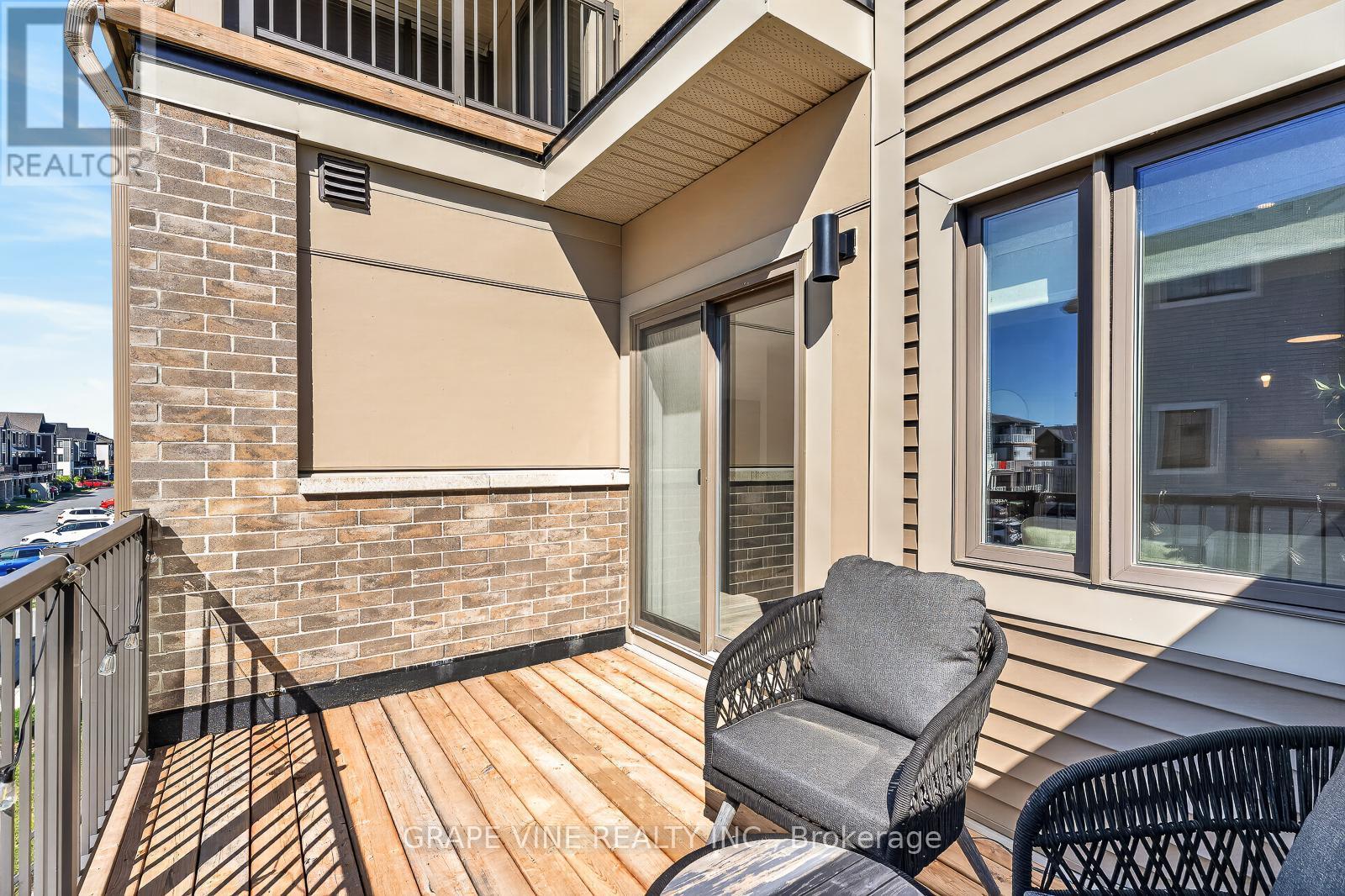 369 Olivenite Private, Ottawa, ON - Outdoor With Exterior