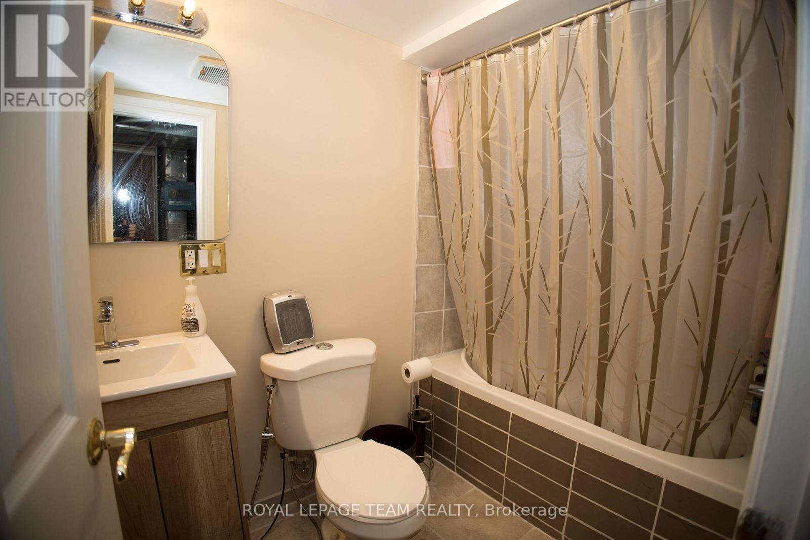 1339 Kilborn Avenue, Ottawa, ON