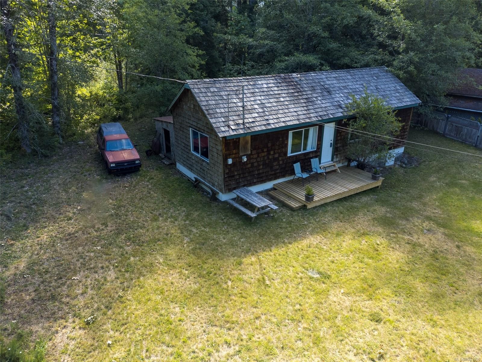 706 Delta Dr, Sayward, BC