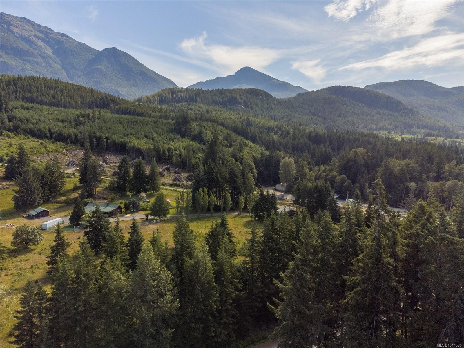 706 Delta Dr, Sayward, BC