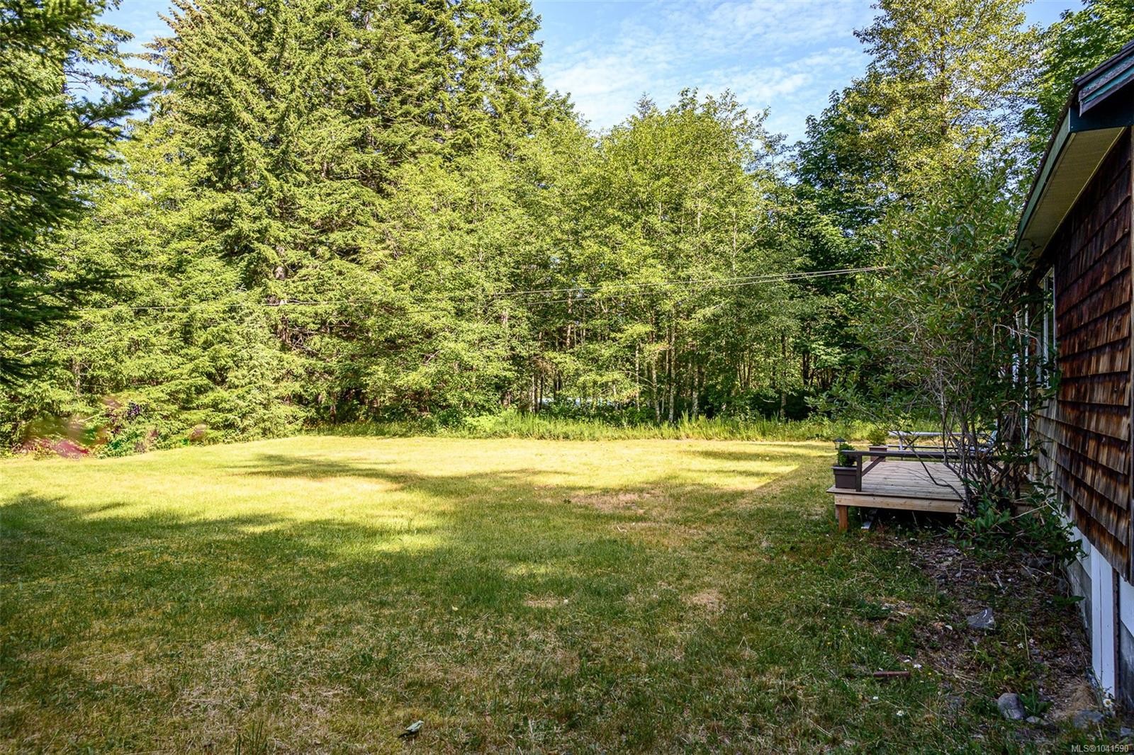 706 Delta Dr, Sayward, BC