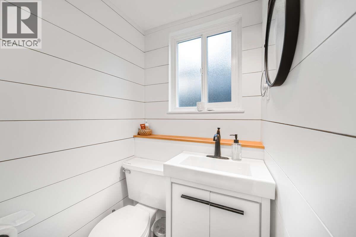 2280 King Albert Avenue, Coquitlam, BC