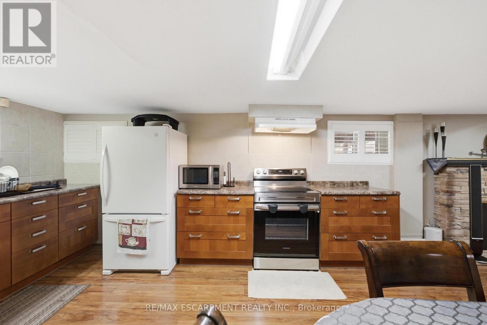 1260 Highway 8, Hamilton, ON